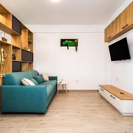Emerald Meraki And Apartament