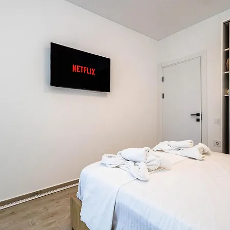 Apartament Emerald Meraki And *
