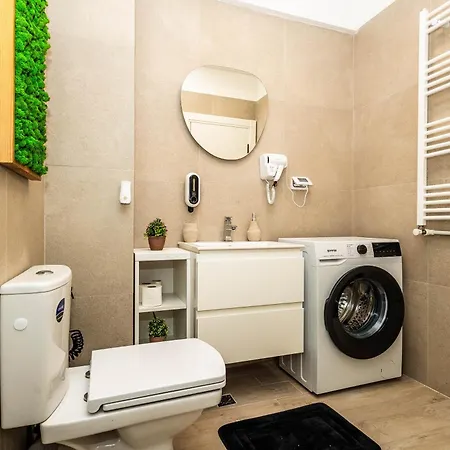 Apartament Emerald Meraki And *